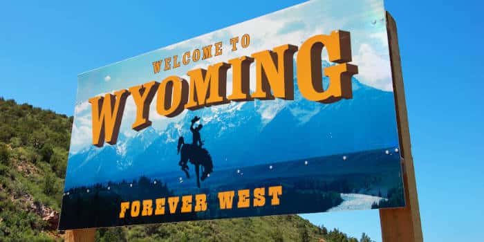 Wyoming’s Online Casino Bill Stalls as Lawmakers Decline to Advance It